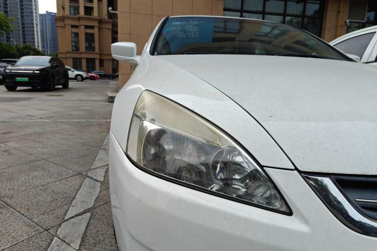 Used Honda Accord 2007 2.0L automatic comfort version Right Front Headlight