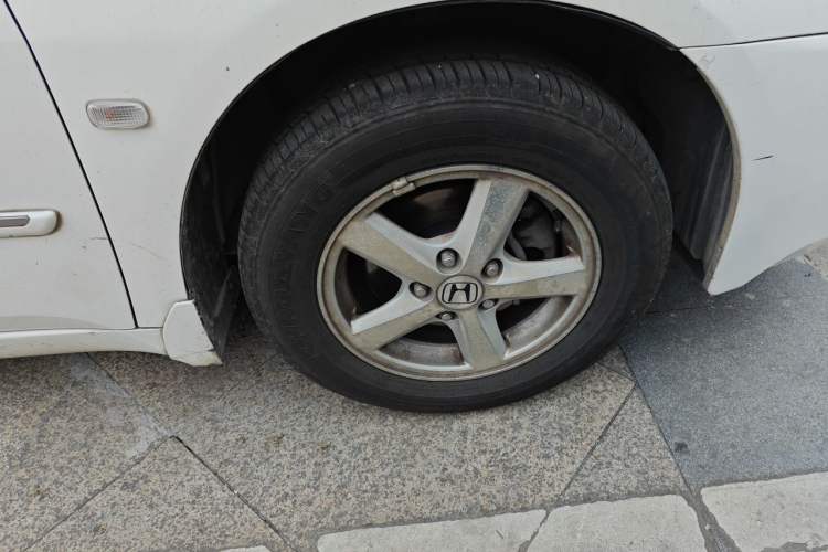 Used Honda Accord 2007 2.0L automatic comfort version Right Front Wheel Hub