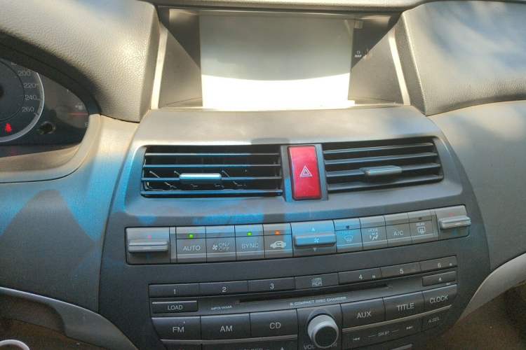 Used Honda Accord 2008 2.0L EX Audio And AC Panel