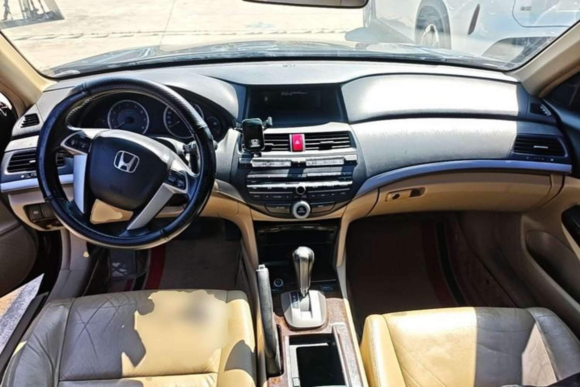 Used Honda Accord 2008 2.0L EX Center Console