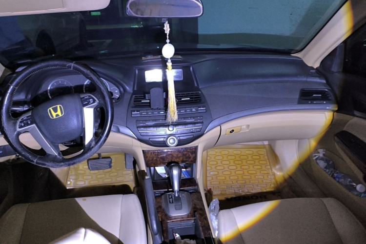 Used Honda Accord 2008 2.4L EX Center Console