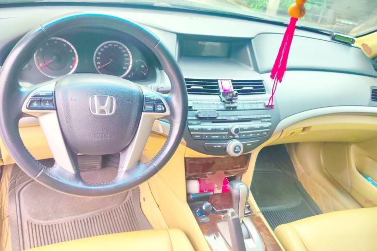 Used Honda Accord 2008 2.4L EX Center Console