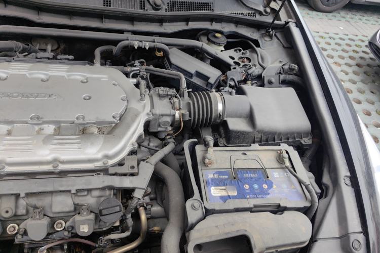 Used Honda Accord 2008 3.5L AT Engine Bay Left