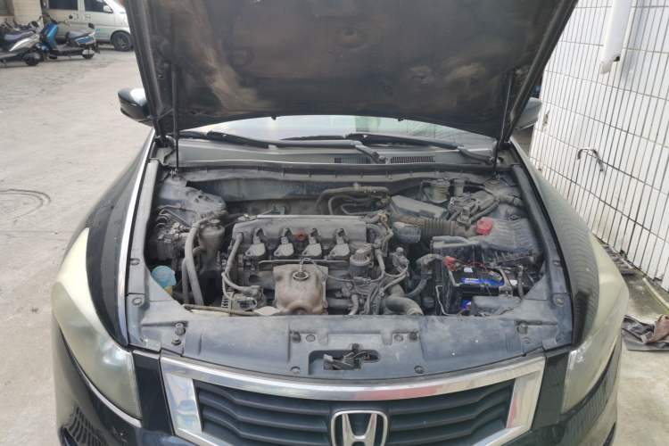 Used Honda Accord 2008 2.0L MT Engine Bay