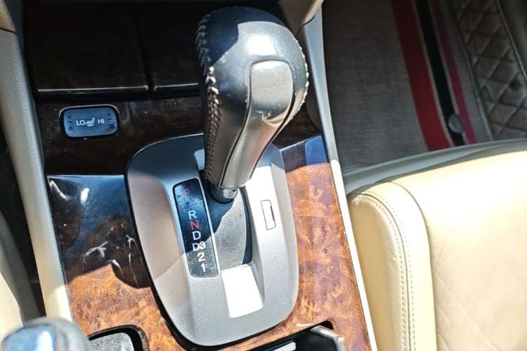 Used Honda Accord 2008 2.0L EX Gear Lever