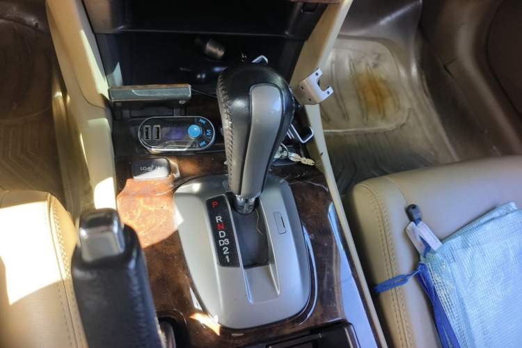 Used Honda Accord 2008 2.4L EXL Navi Gear Lever