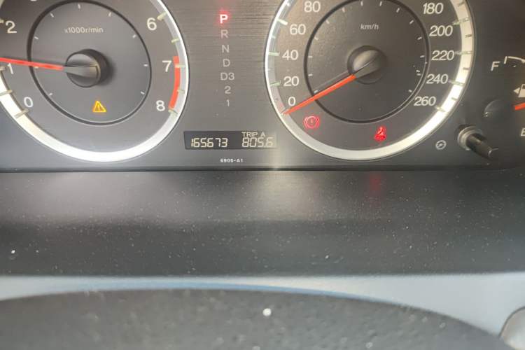 Used Honda Accord 2008 2.4L EX Odometer Close Up