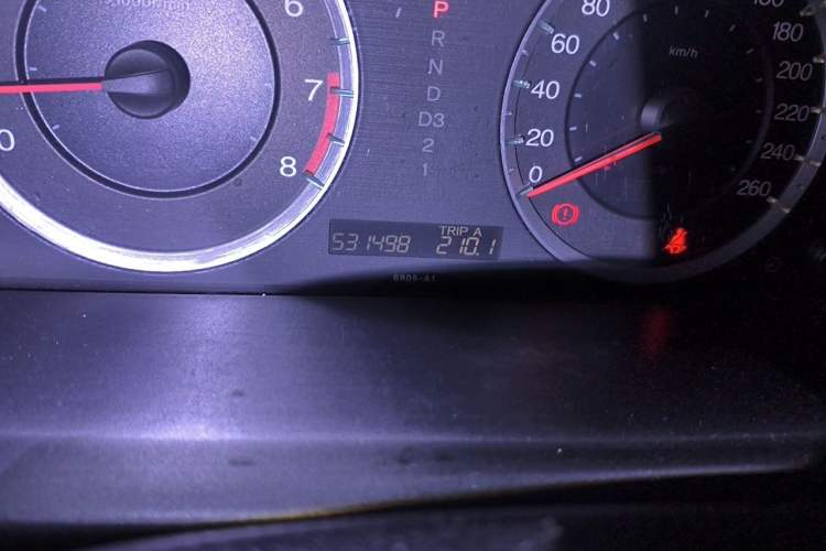 Used Honda Accord 2008 2.4L EX Odometer Close Up