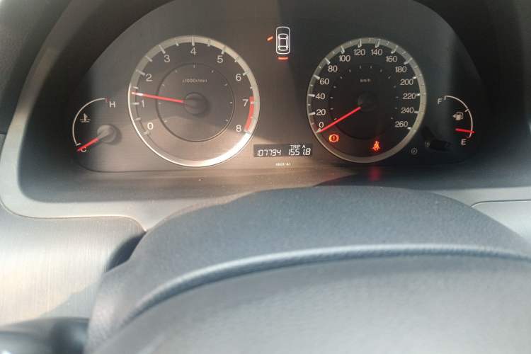 Used Honda Accord 2008 2.0L MT Odometer Close Up