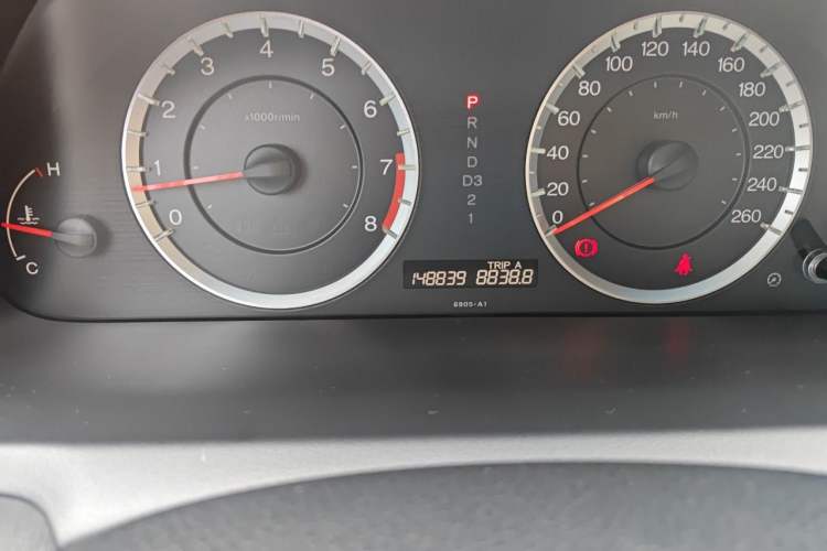 Used Honda Accord 2008 2.0L EX Navi Odometer Close Up
