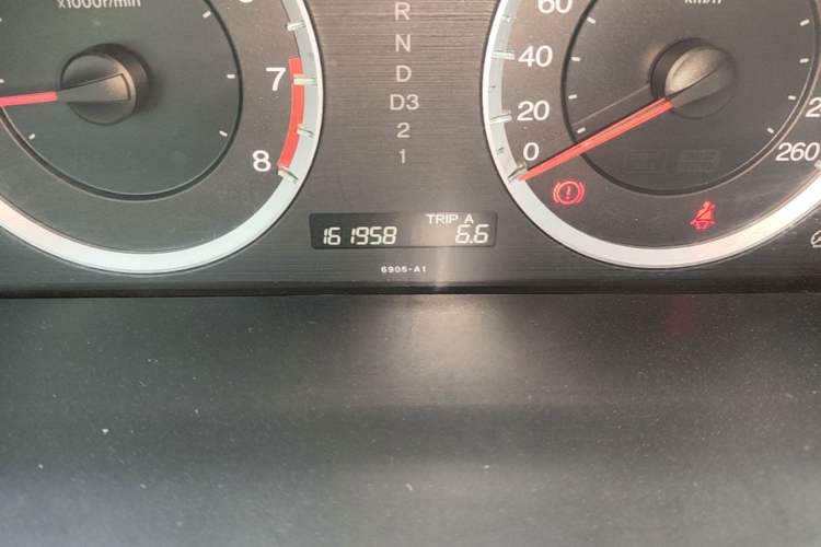 Used Honda Accord 2008 2.4L EX Navi Odometer Close Up