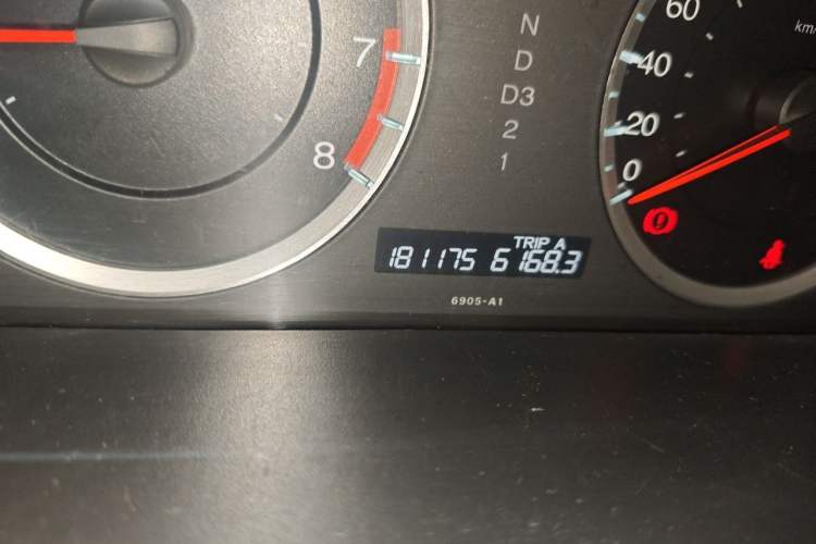 Used Honda Accord 2008 2.0L EX Odometer Close Up