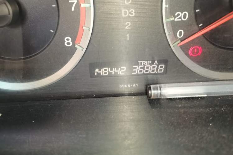 Used Honda Accord 2008 2.0L EX Odometer Close Up
