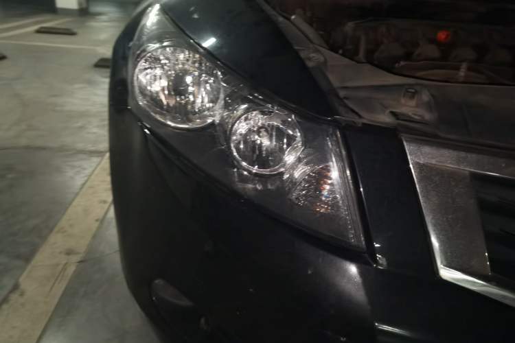 Used Honda Accord 2008 2.0L MT Right Front Headlight