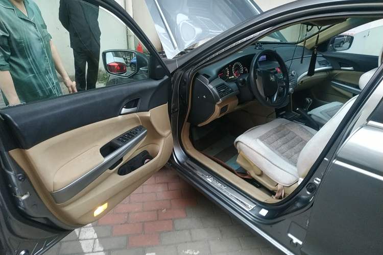 Used Honda Accord 2008 2.0L MT Driver Seat