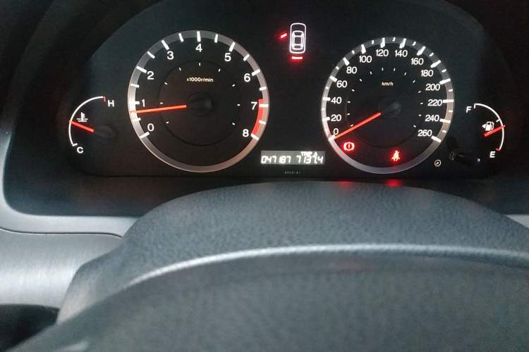 Used Honda Accord 2008 2.0L MT Odometer Close Up