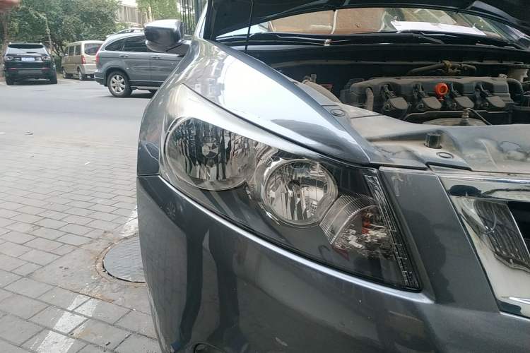 Used Honda Accord 2008 2.0L MT Right Front Headlight