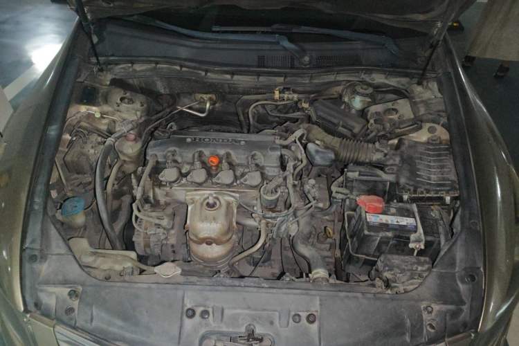 Used Honda Accord 2008 2.0L EX Engine Bay