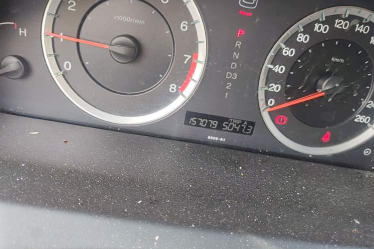 Used Honda Accord 2008 2.0L EX Odometer Close Up