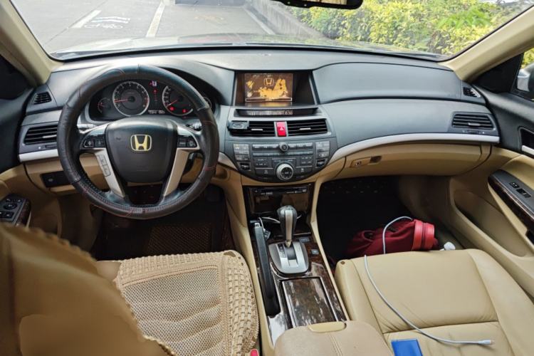 Used Honda Accord 2008 3.5L AT Center Console