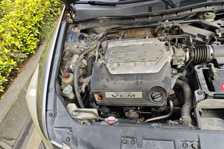 Used Honda Accord 2008 3.5L AT Engine Bay Right