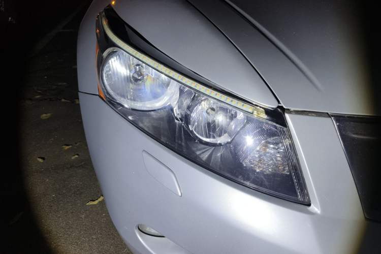 Used Honda Accord 2008 2.0L EX Right Front Headlight