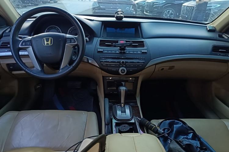 Used Honda Accord 2008 2.0L EX Center Console