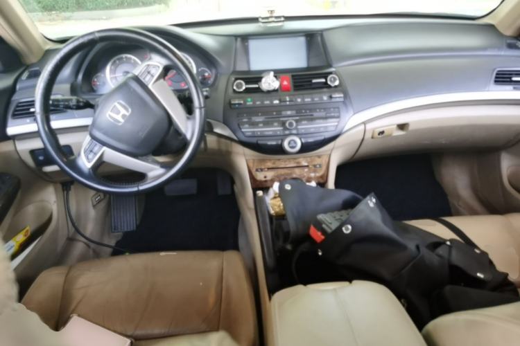Used Honda Accord 2008 2.0L EX Center Console