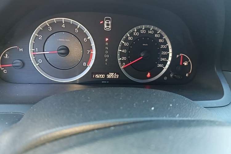 Used Honda Accord 2008 2.0L EX Odometer Close Up