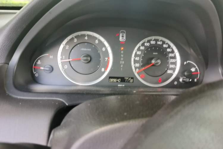 Used Honda Accord 2008 2.0L EX Odometer Close Up