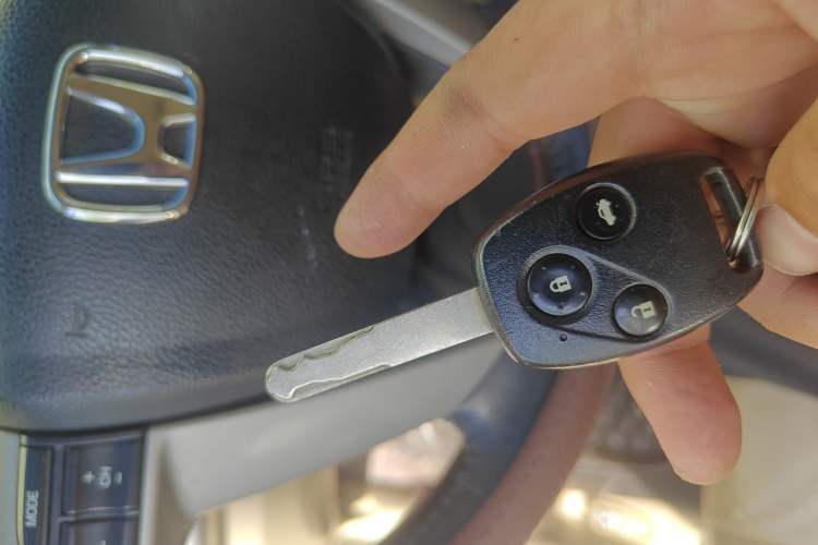 Used Honda Accord 2008 2.0L EX Vehicle Key