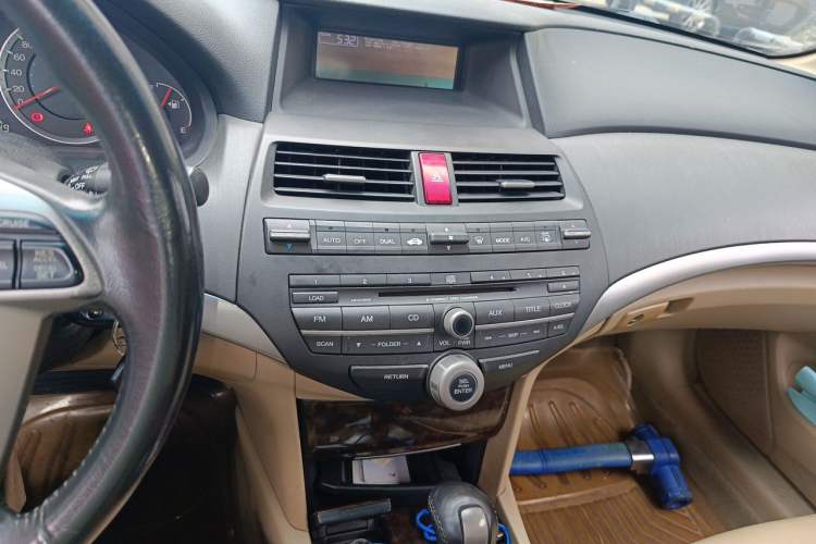 Used Honda Accord 2009 2.4L LX Audio And AC Panel