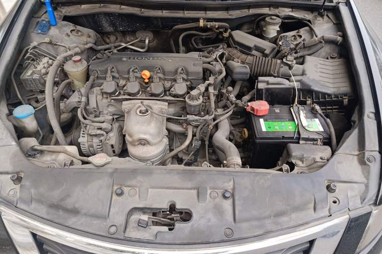 Used Honda Accord 2009 2.4L LX Engine Bay