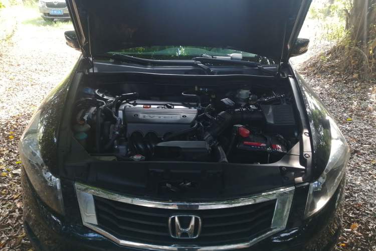 Used Honda Accord 2009 2.4L LX Engine Bay