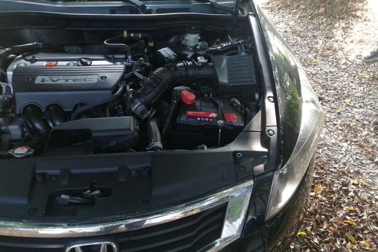 Used Honda Accord 2009 2.4L LX Engine Bay Left