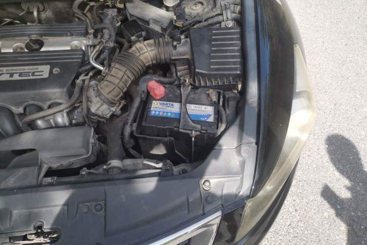 Used Honda Accord 2009 2.4L LX Engine Bay Left