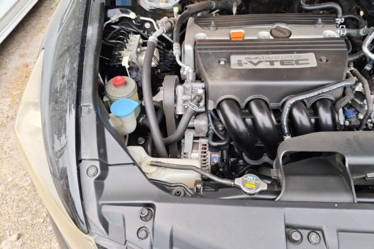 Used Honda Accord 2009 2.4L LX Engine Bay Right