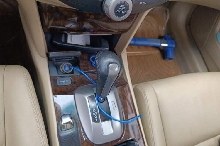Used Honda Accord 2009 2.4L LX Gear Lever