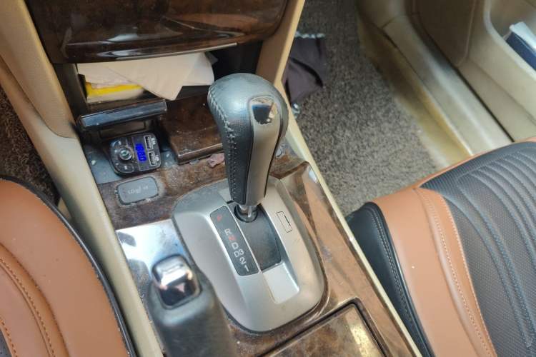Used Honda Accord 2009 2.4L LX Gear Lever
