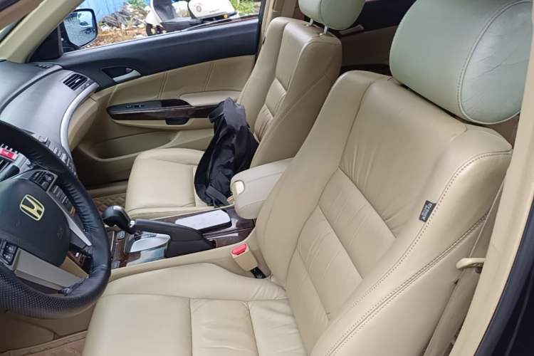 Used Honda Accord 2009 2.4L LX Left Front Seat