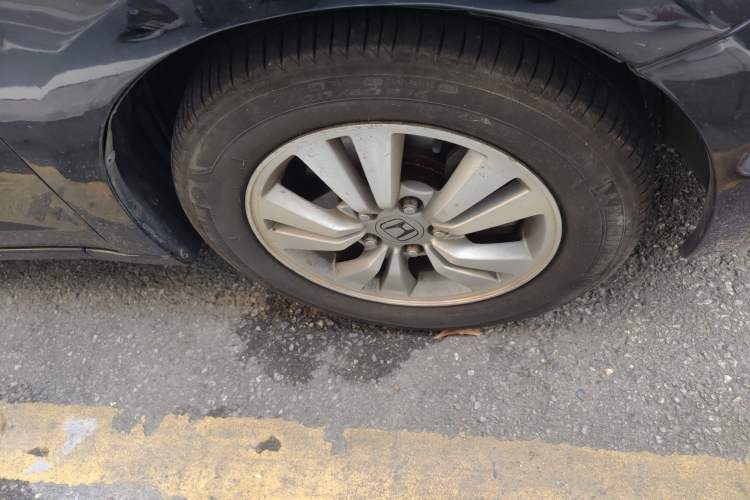 Used Honda Accord 2009 2.4L LX Right Front Wheel Hub