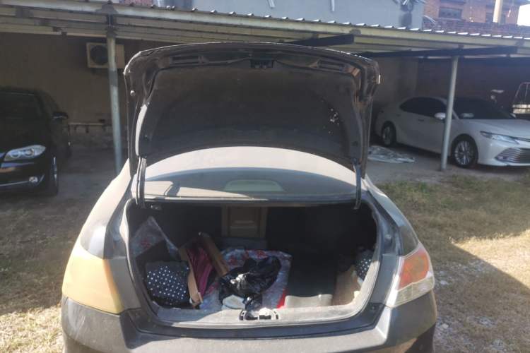 Used Honda Accord 2009 2.4L LX Trunk