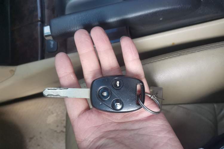 Used Honda Accord 2009 2.4L LX Vehicle Key