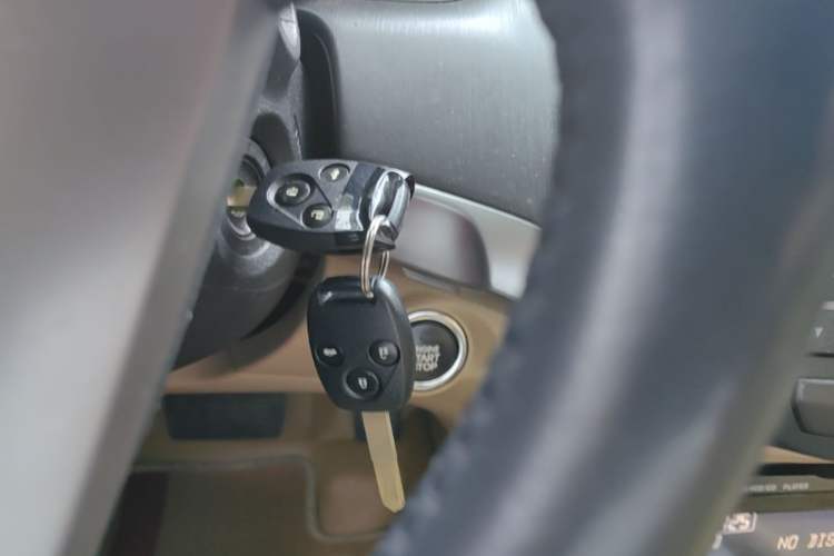 Used Honda Accord 2009 2.4L LX Vehicle Key