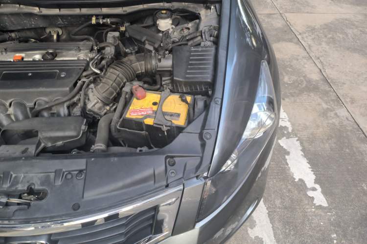 Used Honda Accord 2009 2.4L LX Engine Bay Left
