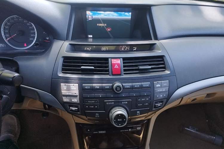 Used Honda Accord 2010 2.4L EXL Navi Audio And AC Panel
