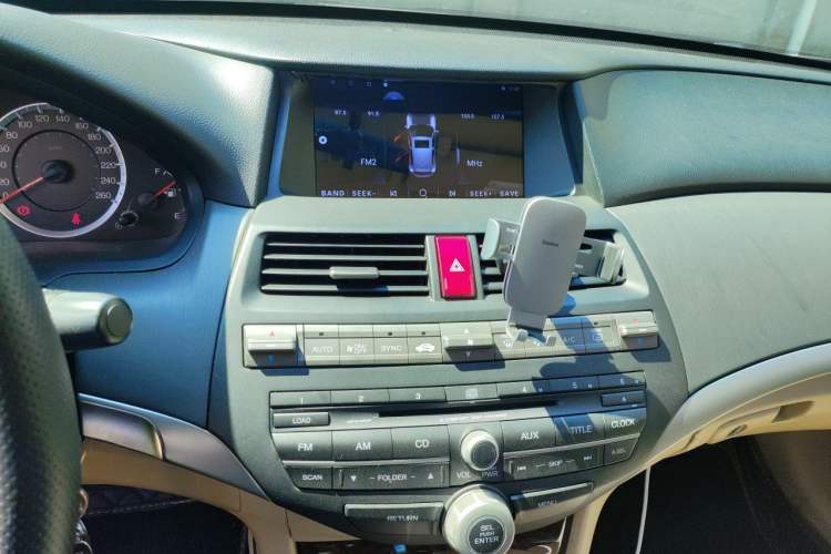 Used Honda Accord 2010 2.0L EX Audio And AC Panel