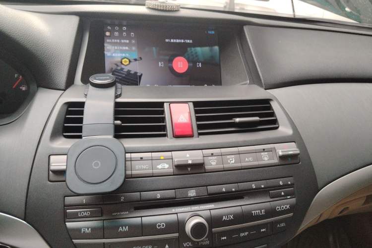 Used Honda Accord 2010 2.0L EX Audio And AC Panel