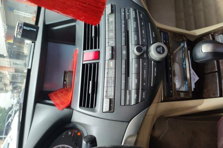 Used Honda Accord 2010 2.0L EX Audio And AC Panel