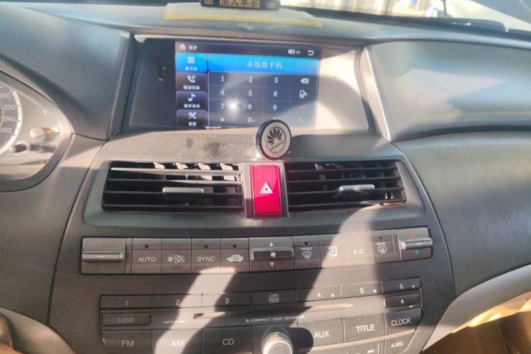 Used Honda Accord 2010 2.0L EX Audio And AC Panel